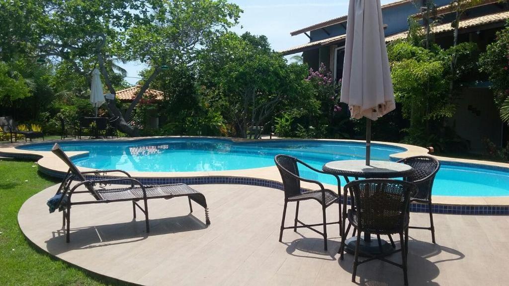 Imbassai - Casa Alto Padrão completa em Condominio Fechado - Vermelha Exterior foto